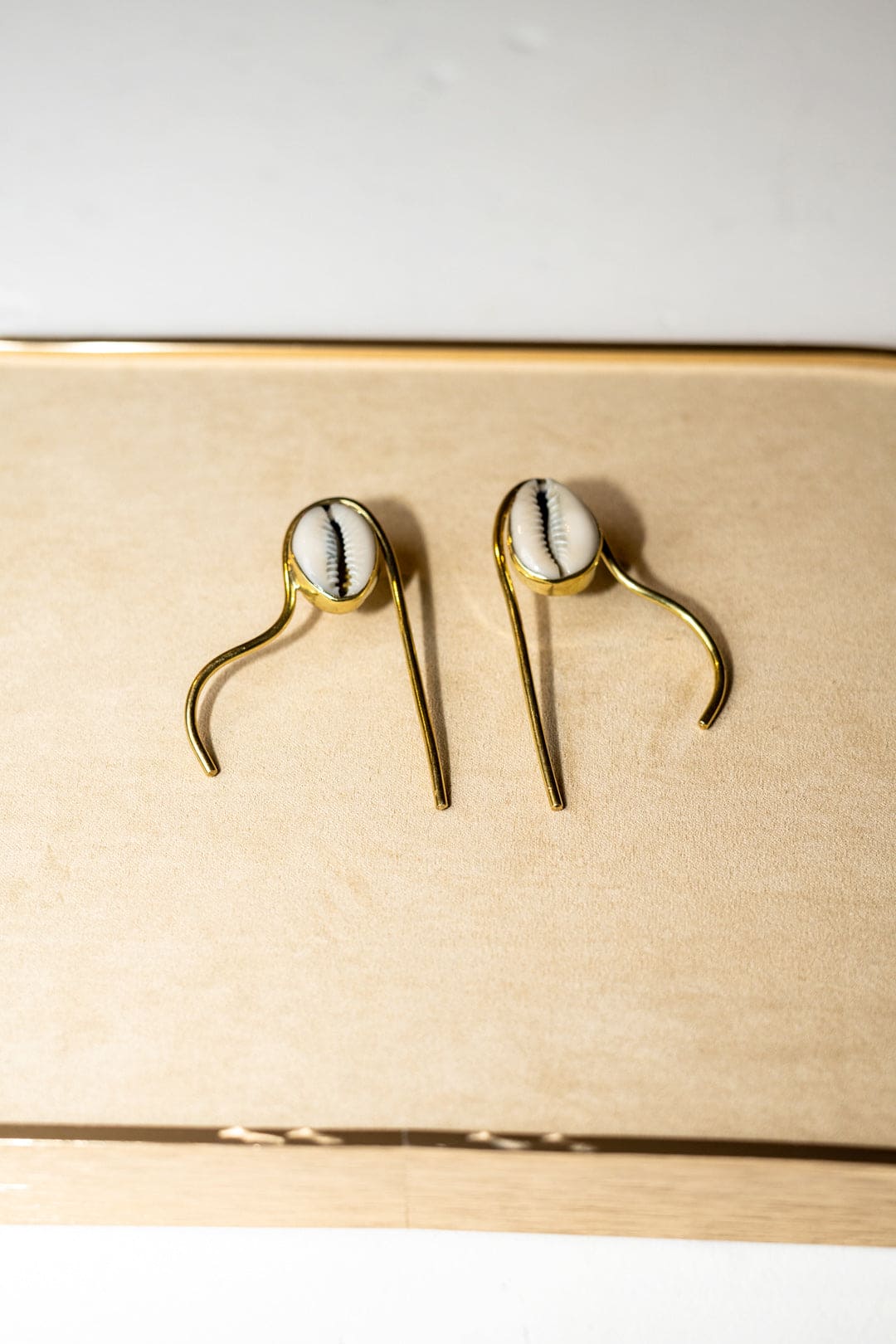 Zama cowrie earrings