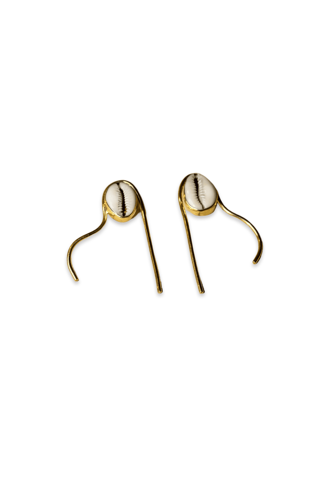 Zama cowrie earrings
